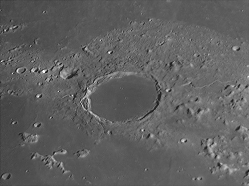 Cráter Platón